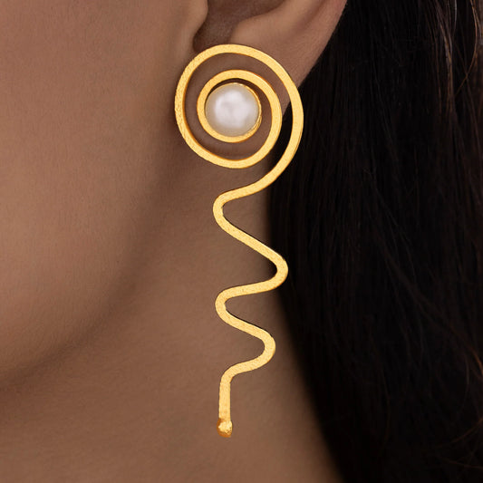 AUROZI Anti-Tarnish Spiral Dangle Earrings with Pearl