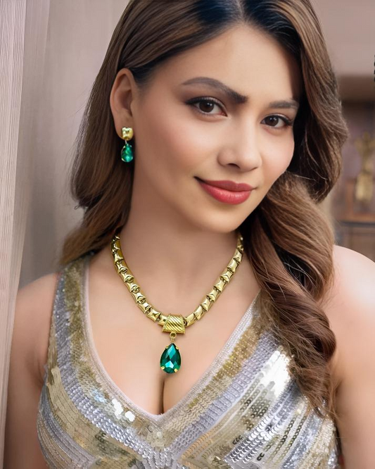 AUROZI Anti-Tarnish Emerald Crystal Necklace Set With Earrings