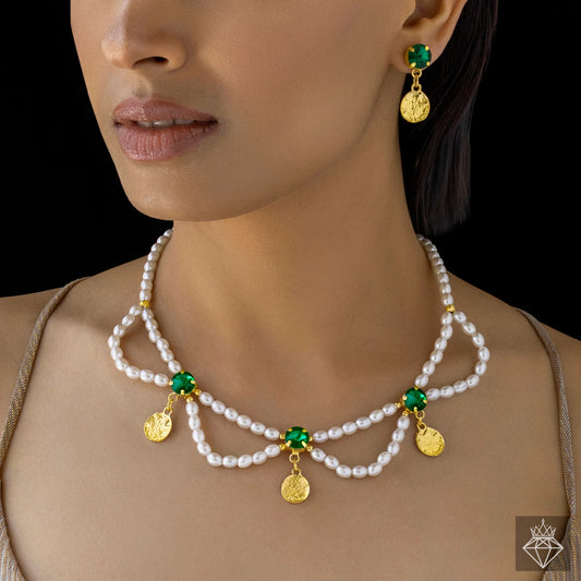 AUROZI Crystal Pearl Necklace Set With Earrings