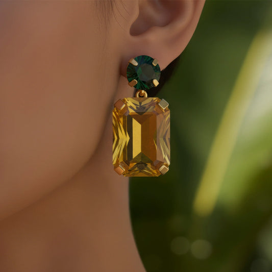 AUROZI Anti-Tarnish V-Shape Pendant Necklace Set With Earrings