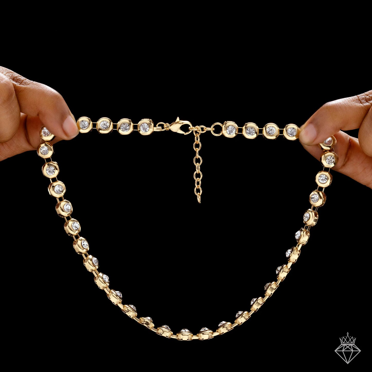 AUROZI Anti-Tarnish Golden AD Necklace Set With Earrings