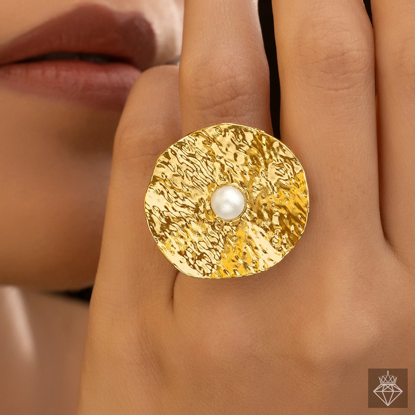 AUROZI Anti-Tarnish Hammered Pearl Ring (Adjustable Size) Artisan Texture. Timeless Elegance. Everyday Grace.