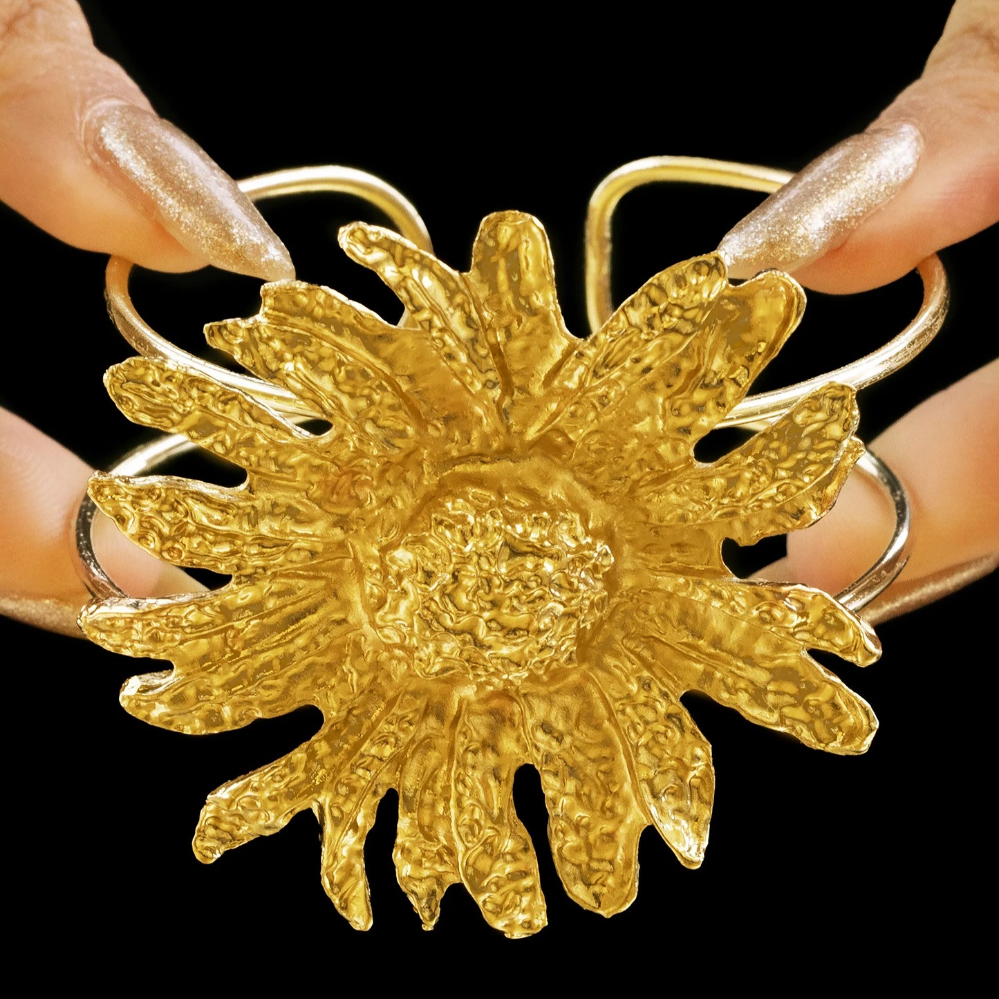 AUROZI Anti-Tarnish Sunflower Bracelet (Adjustable Size)