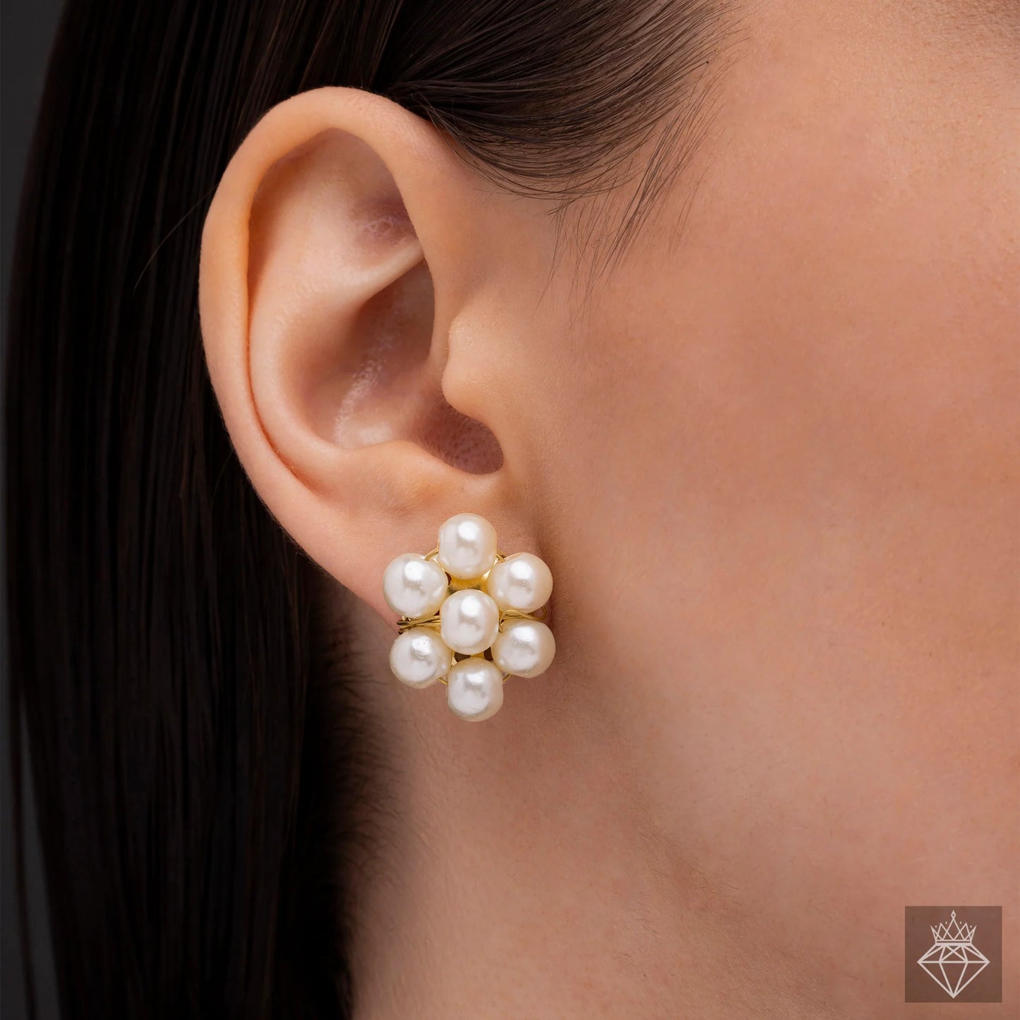 AUROZI Anti-Tarnish Multilayer Pearl Necklace Set With Earrings