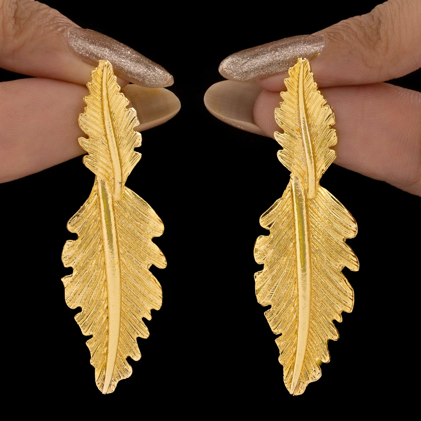 AUROZI Anti-Tarnish Golden Leaf Dangler Earrings – Timeless Botanical Elegance