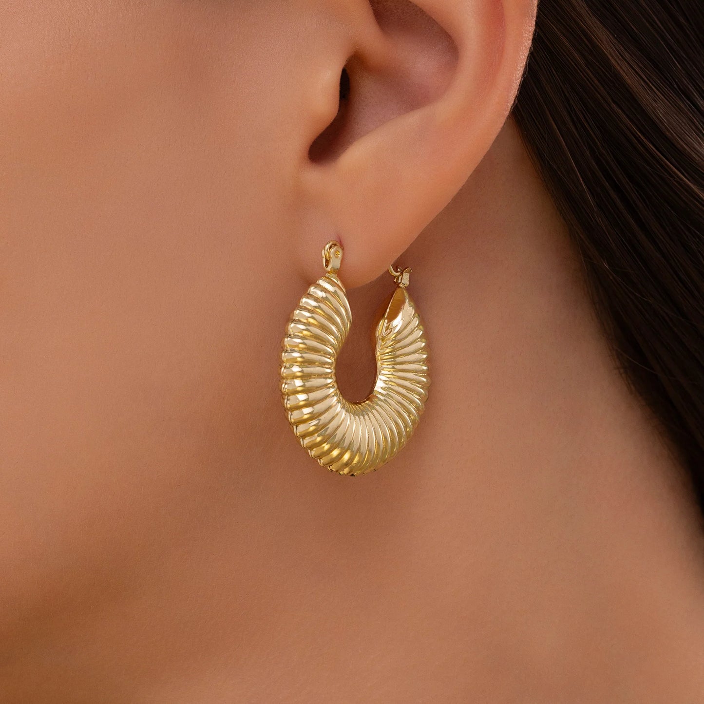 AUROZI Anti-Tarnish Lined Chunky Hollow Hoops