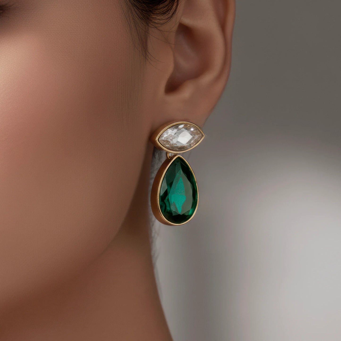 AUROZI Anti-Tarnish Marquise and Drop Crystals Pendant Necklace Set with Earrings