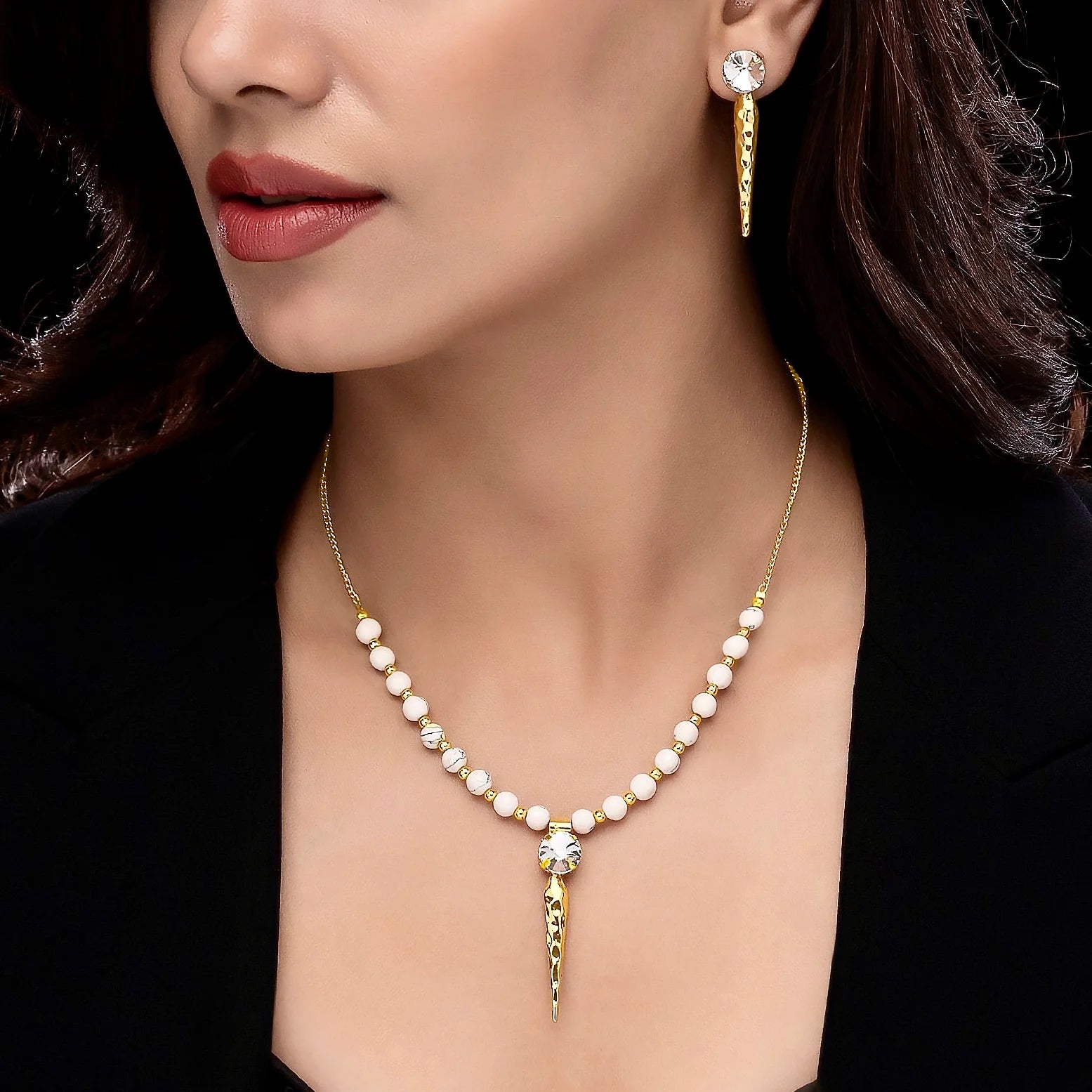 AUROZI Anti-Tarnish Necklace Set With Earrings