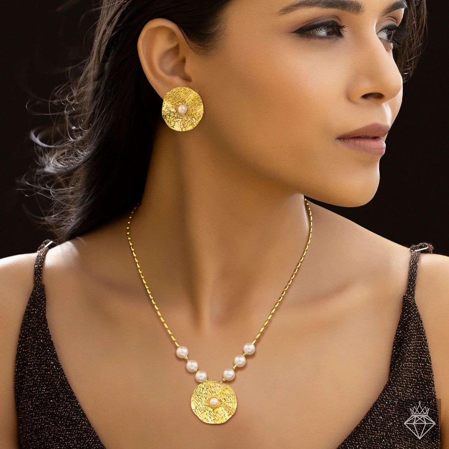 AUROZI Anti-Tarnish Hammered Coin & Pearl Necklace Set With Earrings