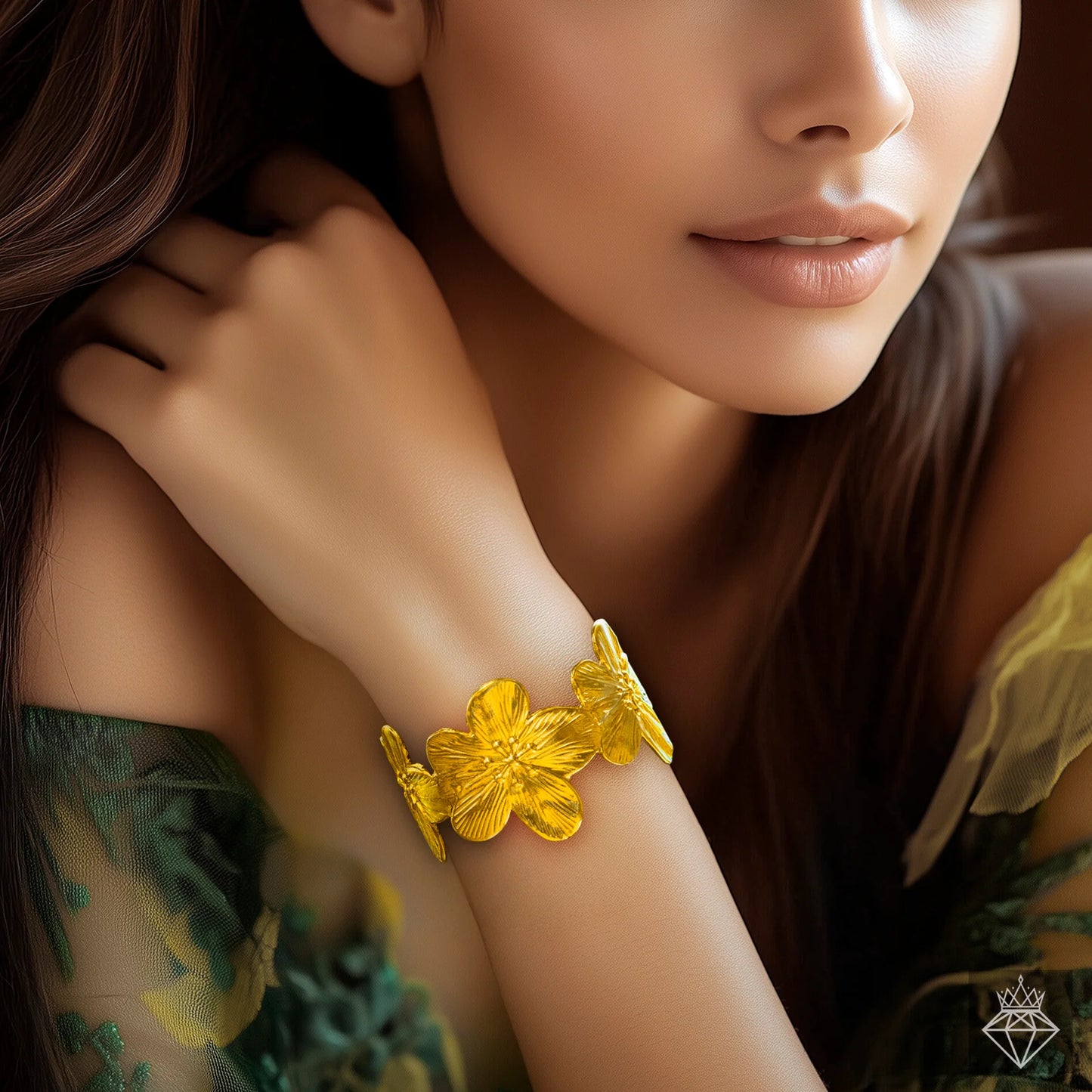 AUROZI Golden Lily Flower Bracelet – Anti-Tarnish, Adjustable & Elegant