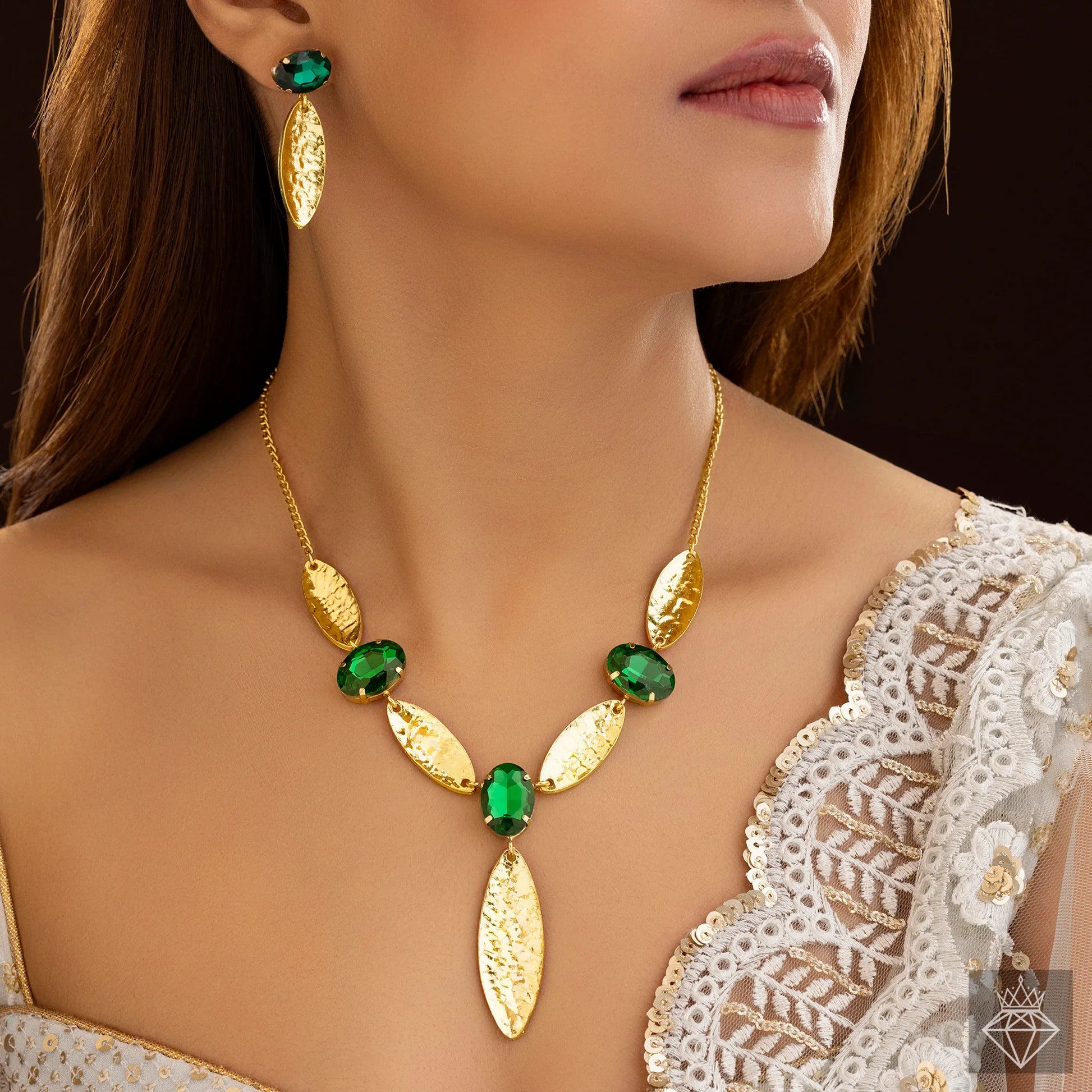 AUROZI Anti-Tarnish Marquise Emerald Necklace Set With Earrings