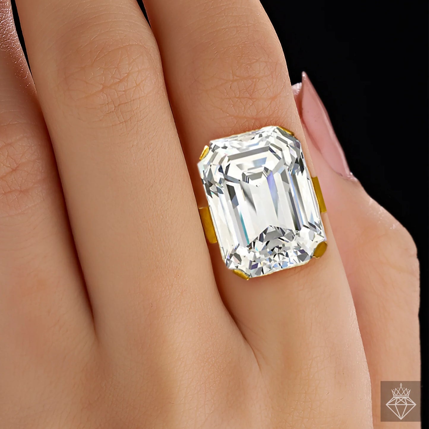 AUROZI Anti-Tarnish White Crystal Ring (Adjustable Size) Pure Brilliance. Classic Elegance. Everyday Versatility.