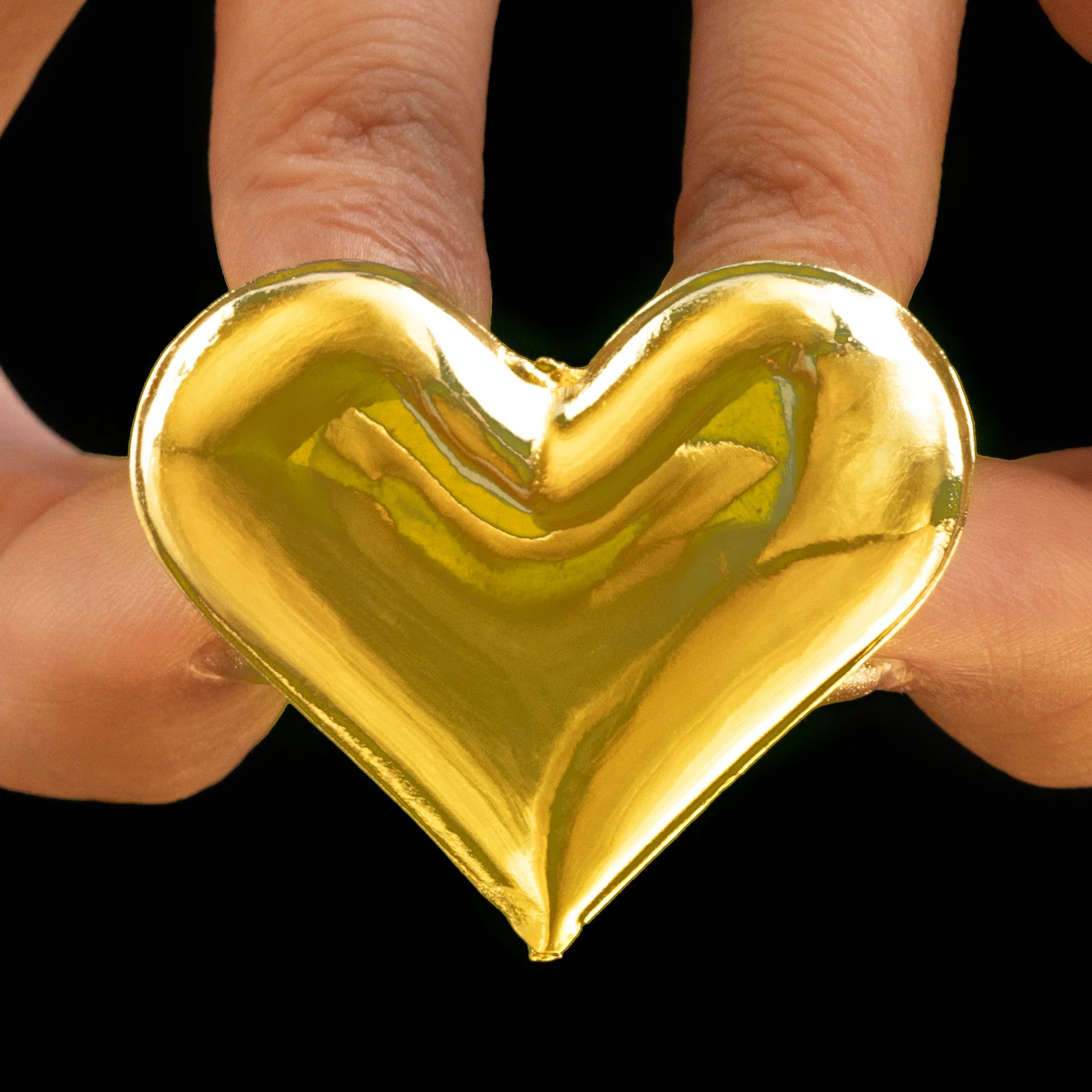 AUROZI Anti-Tarnish Golden Heart Ring (Adjustable Size)