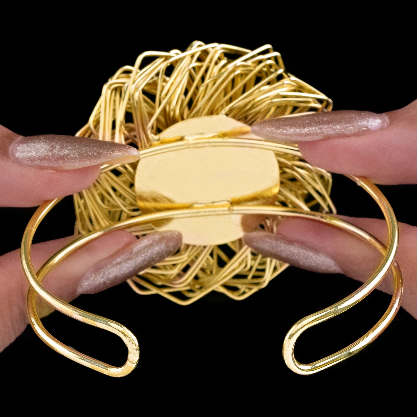 AUROZI Golden Nest Emerald Bracelet