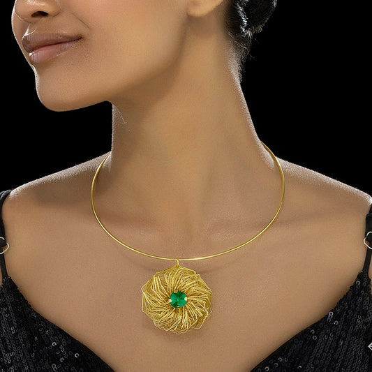 AUROZI Anti-Tarnish Golden Nest Emerald Necklace