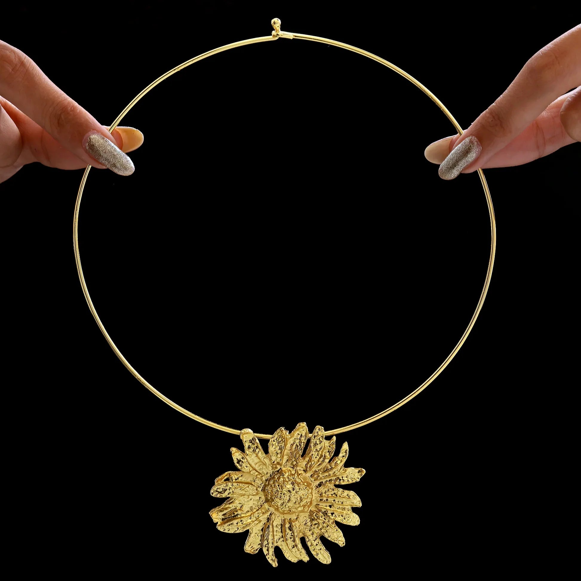 AUROZI Anti-Tarnish Golden Sunflower Hasli Necklace