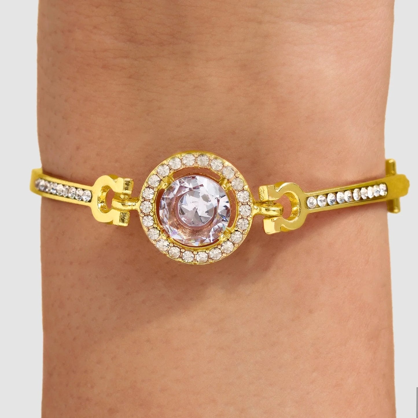 AUROZI Anti-Tarnish Solitaire Studded Bangle Bracelet (Adjustable Size)