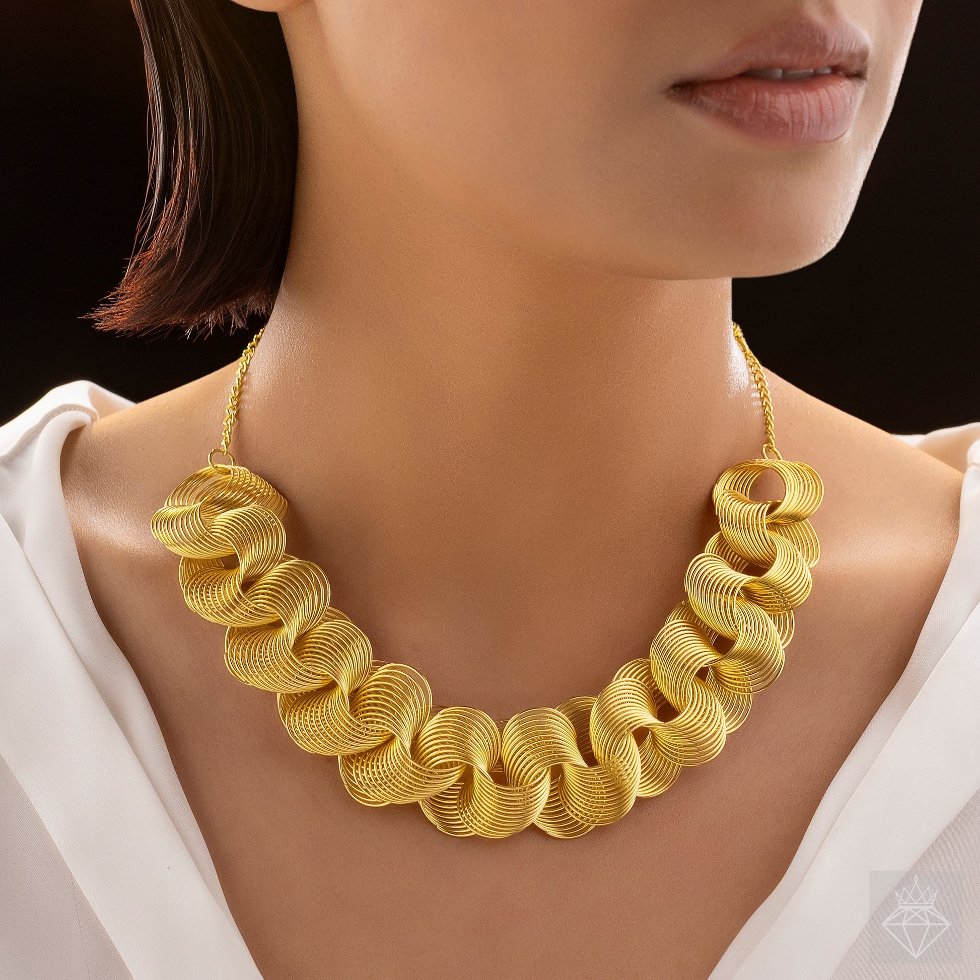 AUROZI Anti-Tarnish Golden Spring Necklace