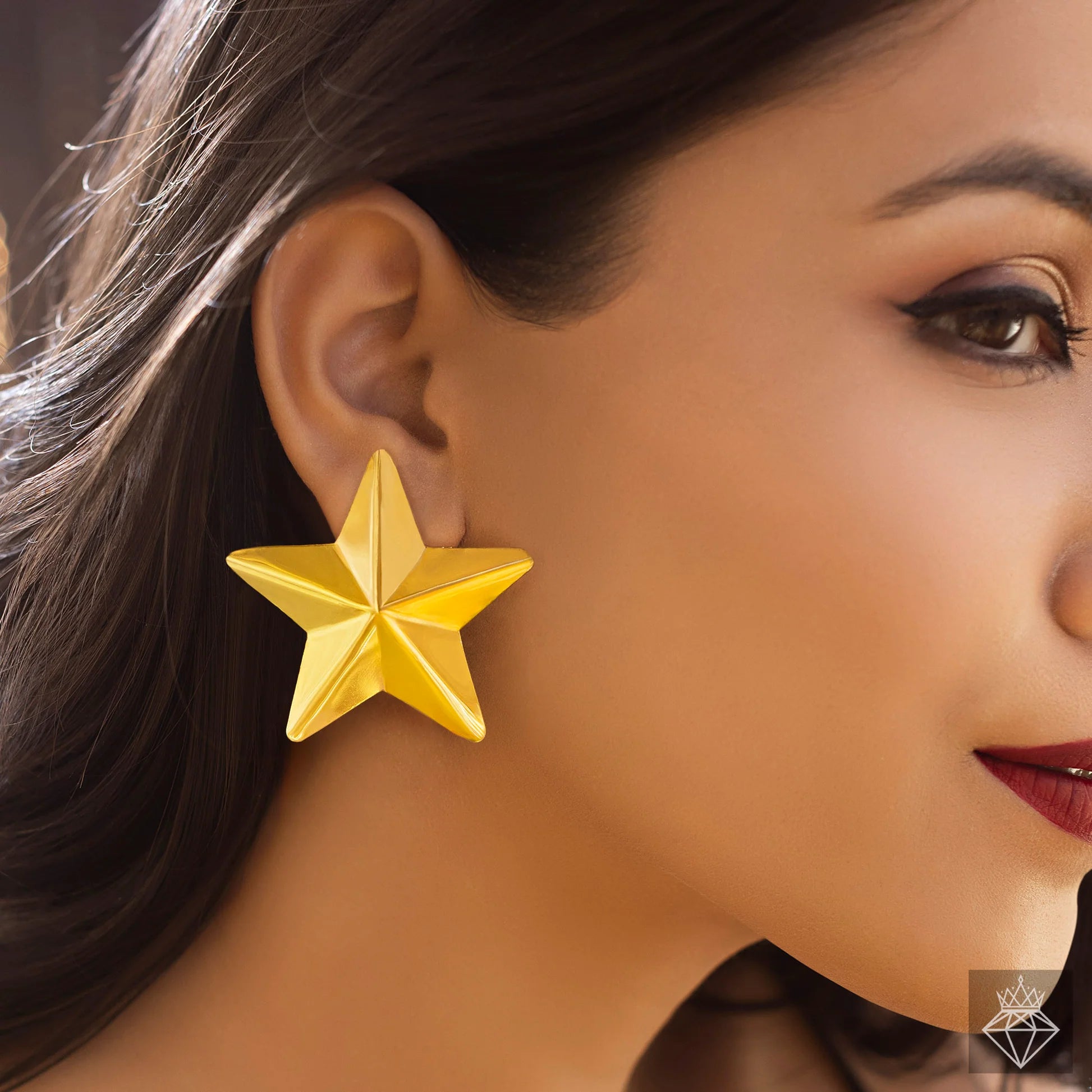 AUROZI Anti-Tarnish Dazzling Star Earrings