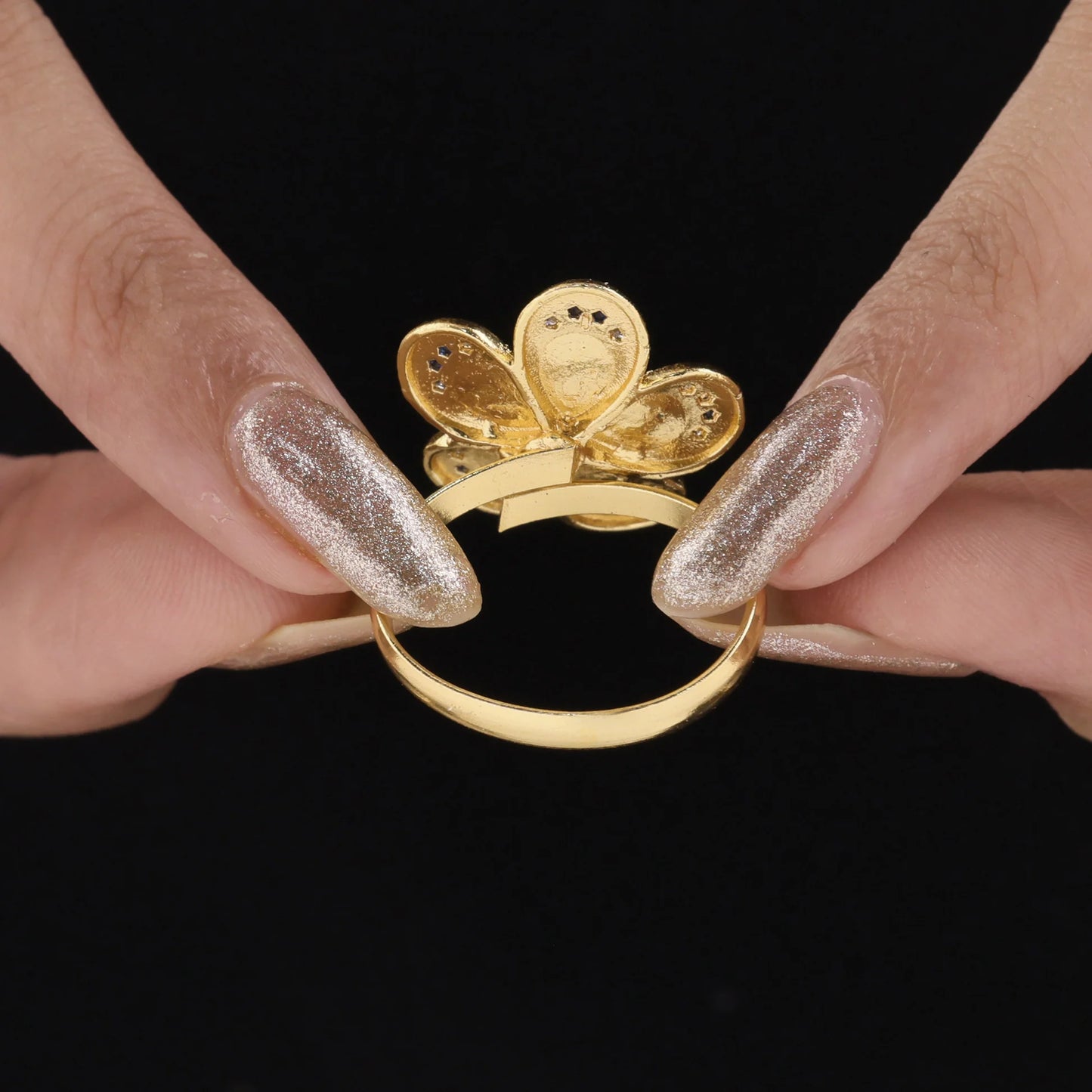 AUROZI Anti-Tarnish Golden Flower Crystal Ring (Adjustable Size)