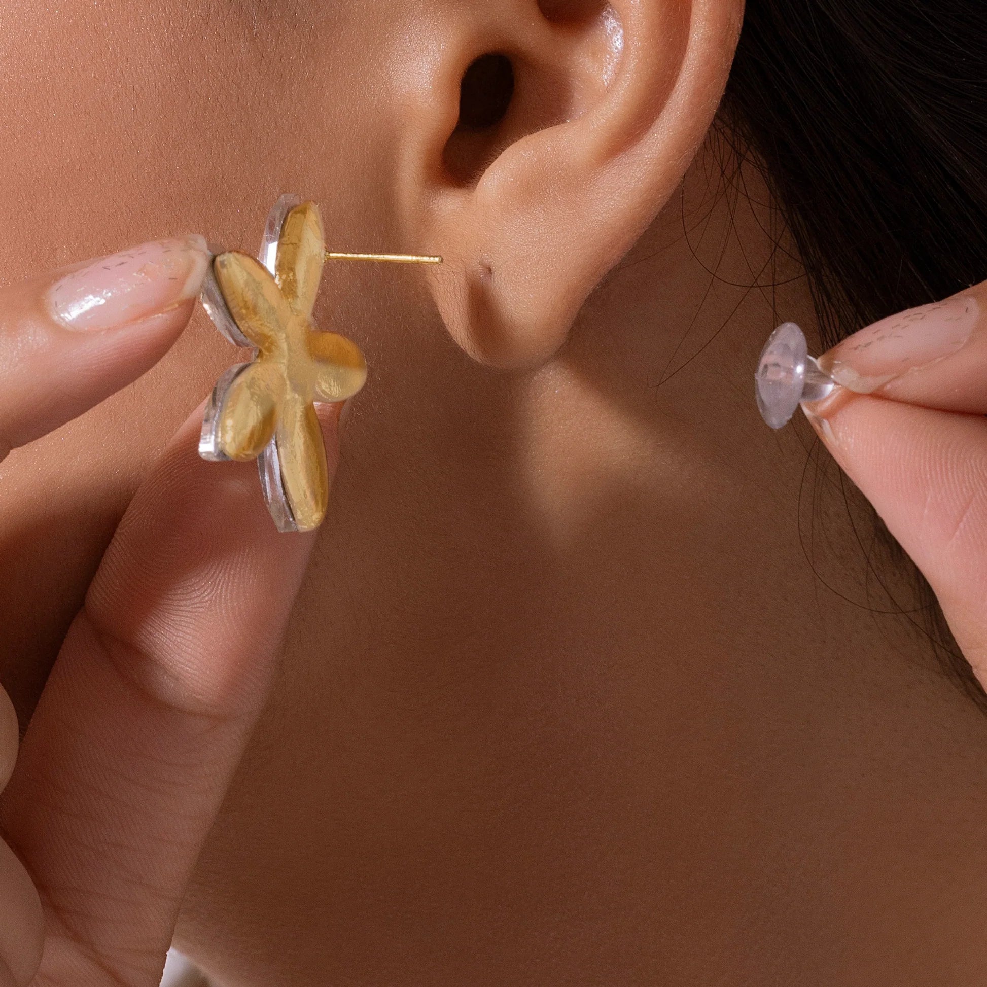 AUROZI Anti-Tarnish Crystal Flower Earrings