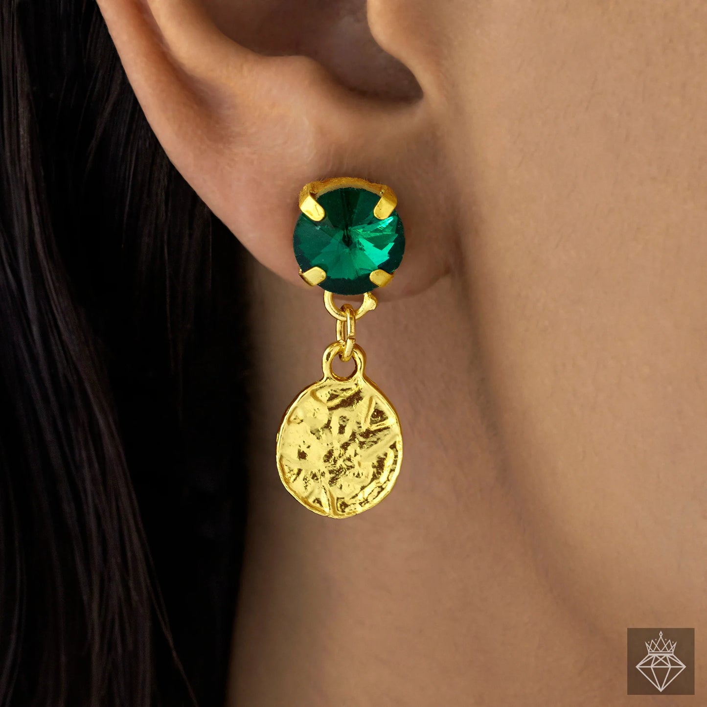 AUROZI Crystal Pearl Necklace Set With Earrings