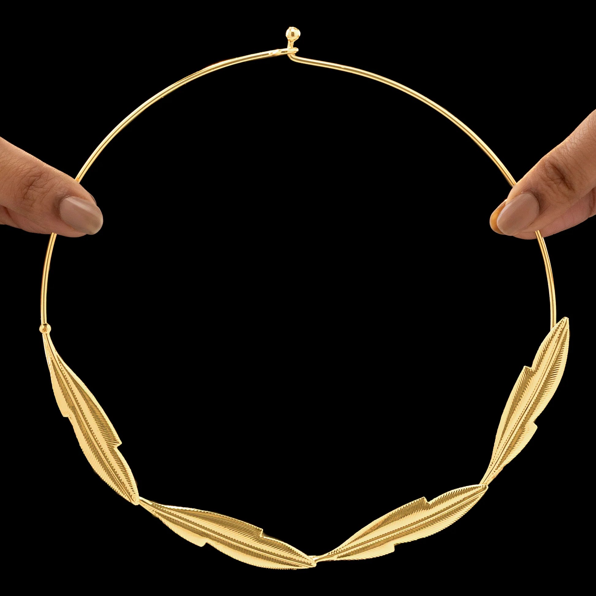 AUROZI Anti-Tarnish Golden Leaf Hasli Necklace