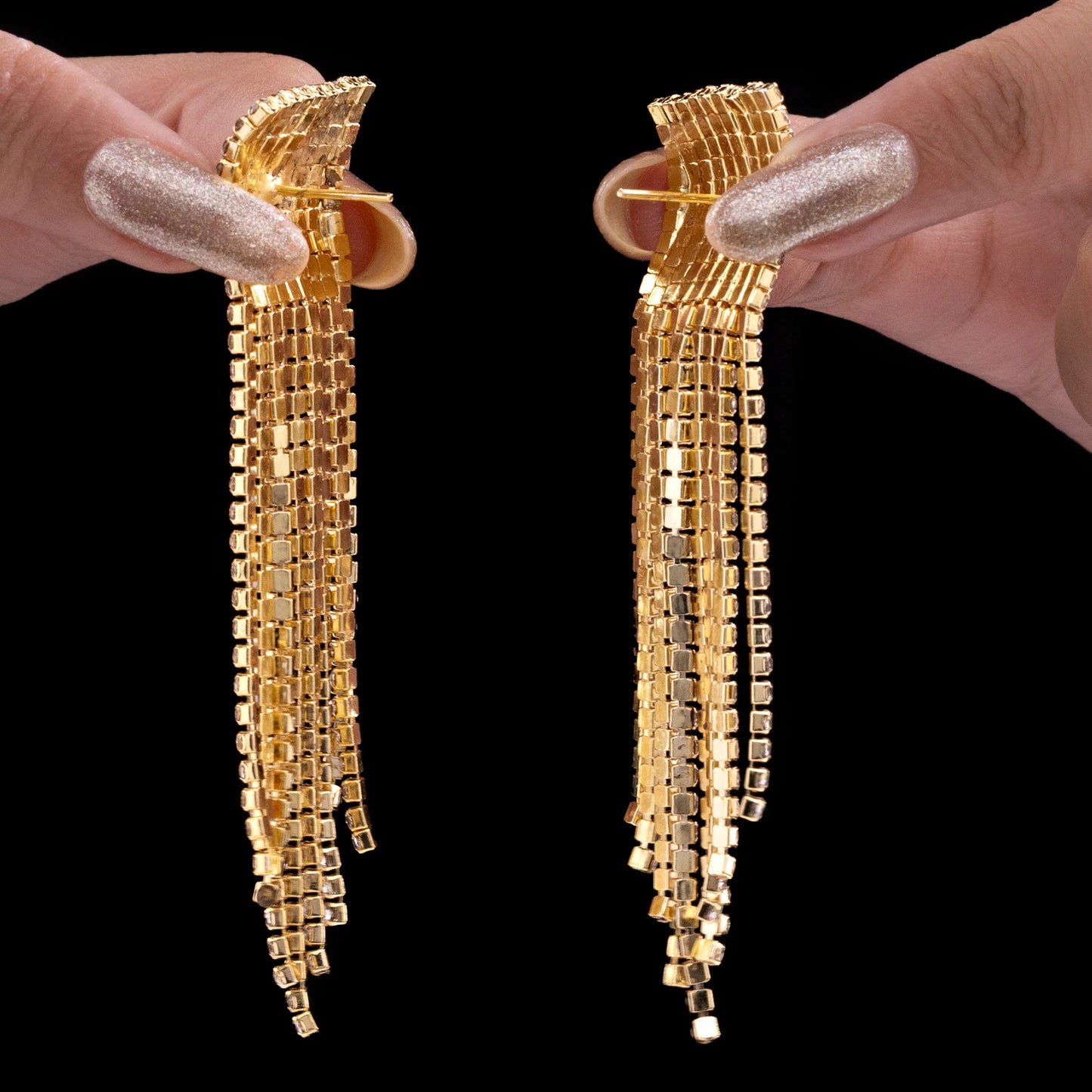 AUROZI Anti-Tarnish Crystal Danglers – Radiant Glamour for Every Occasion