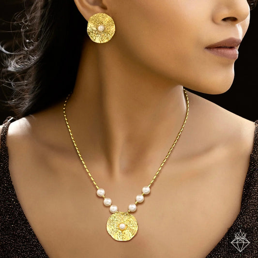AUROZI Anti-Tarnish Hammered Coin & Pearl Necklace Set With Earrings