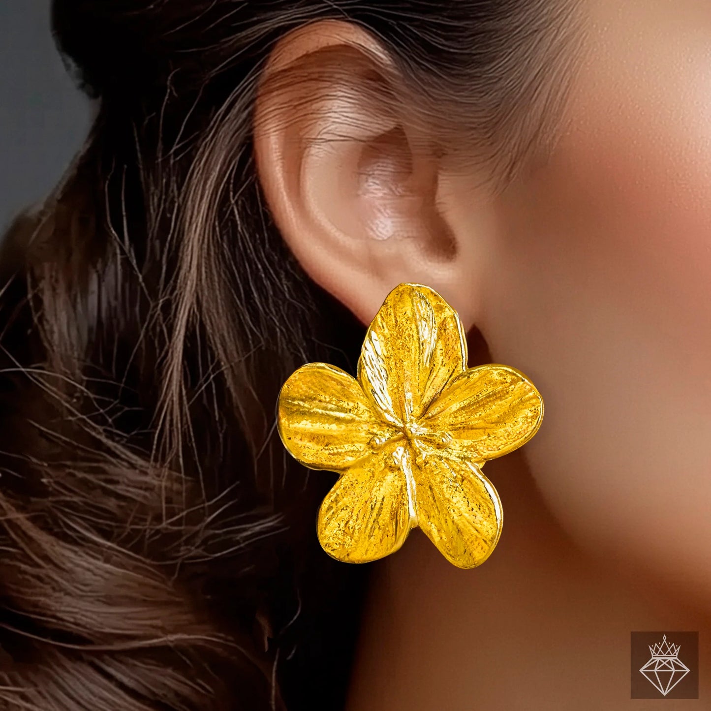 AUROZI Anti-Tarnish Lily Flower Necklace Set With Earrings