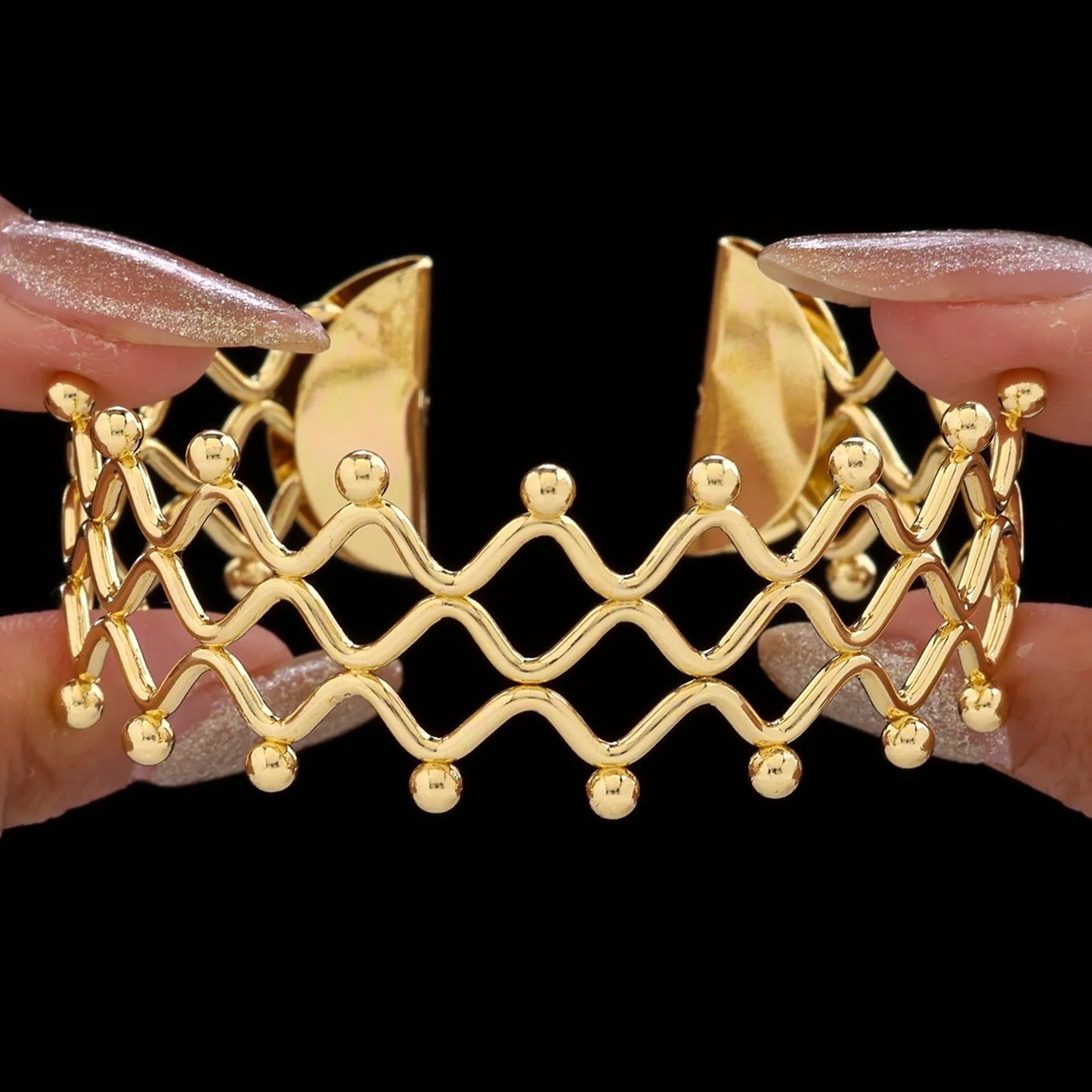 AUROZI Anti-Tarnish Golden Bangle Bracelet (Adjustable Size)