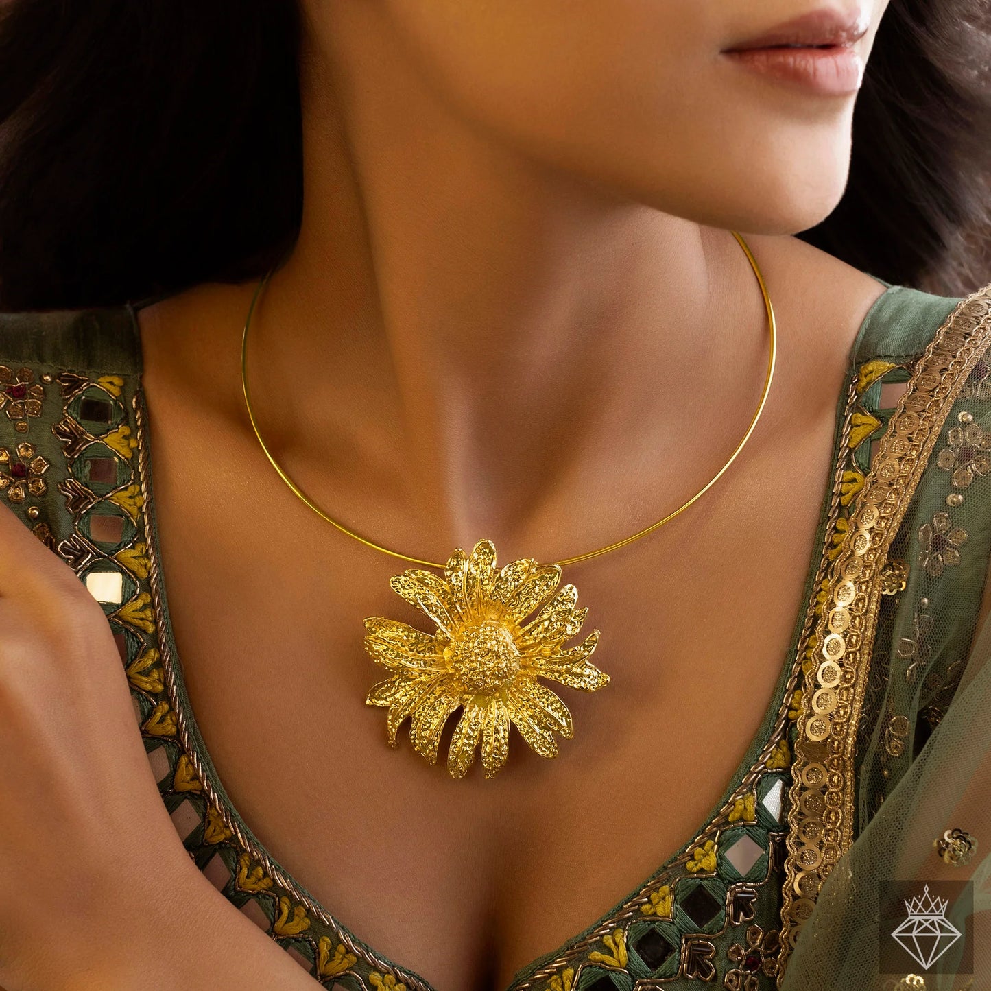 AUROZI Anti-Tarnish Golden Sunflower Hasli Necklace