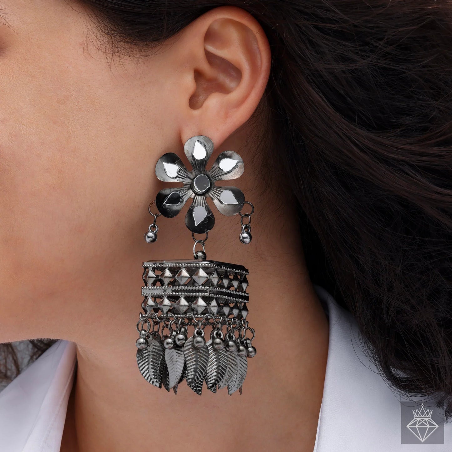 AUROZI Anti-Tarnish Flower Jhumki