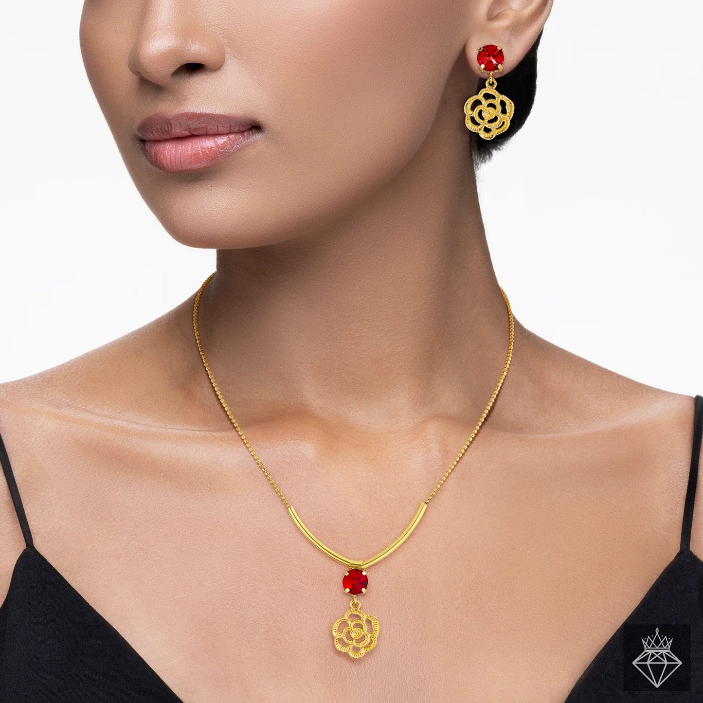 AUROZI Anti-Tarnish Flower Necklace Set With Earrings