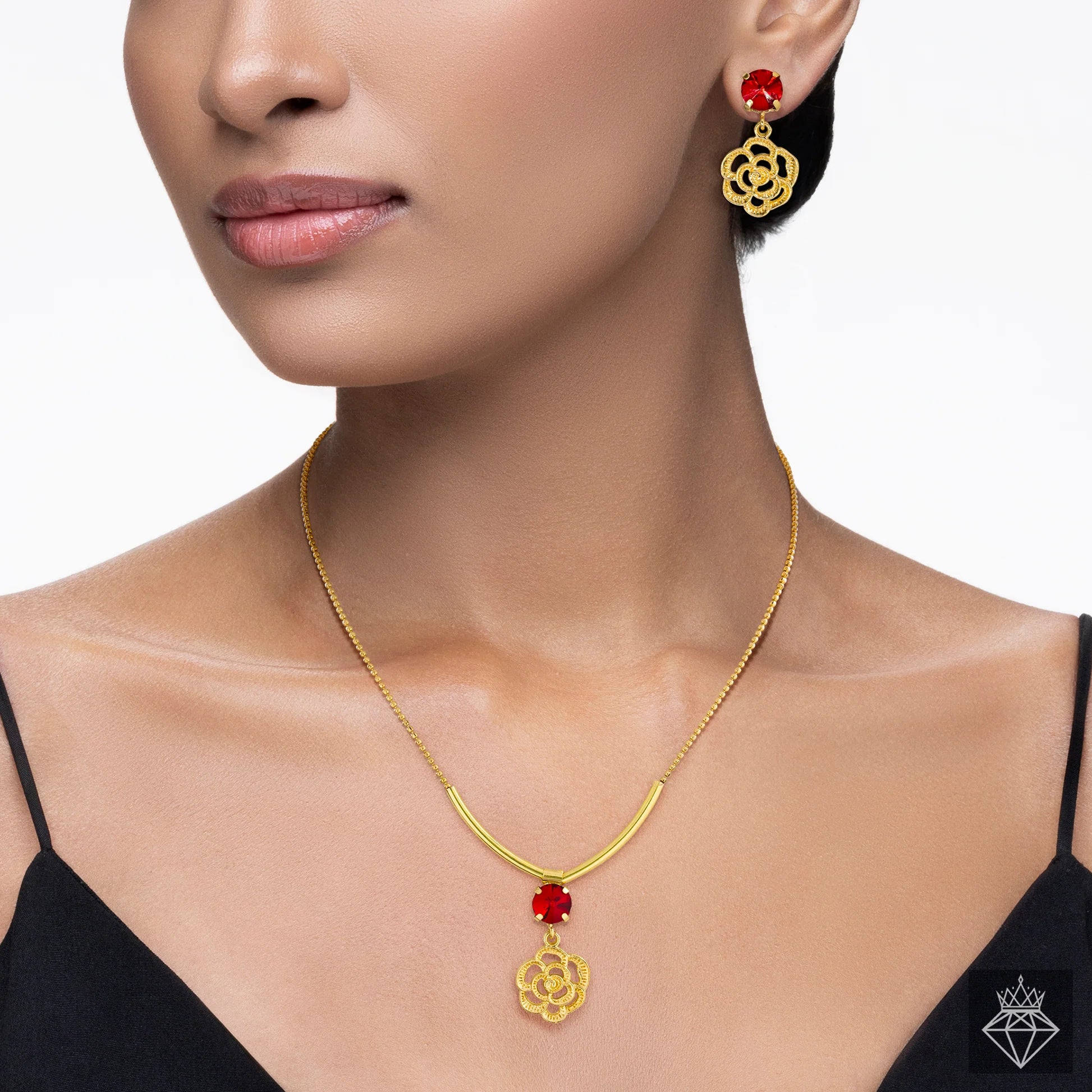 AUROZI Anti-Tarnish Flower Necklace Set With Earrings