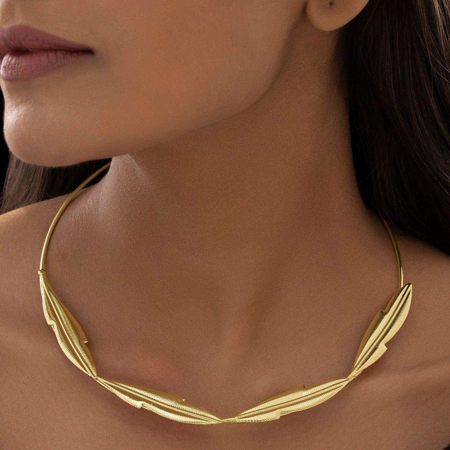 AUROZI Anti-Tarnish Golden Leaf Hasli Necklace