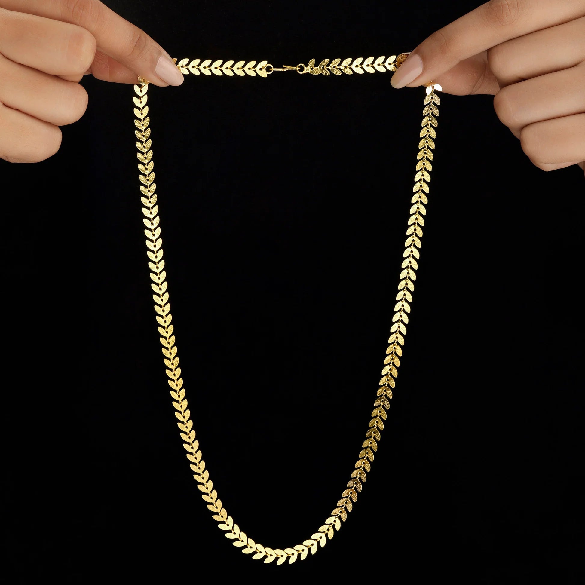 AUROZI Anti-Tarnish Double Layer Chevron Chain With Shell Charms Necklace