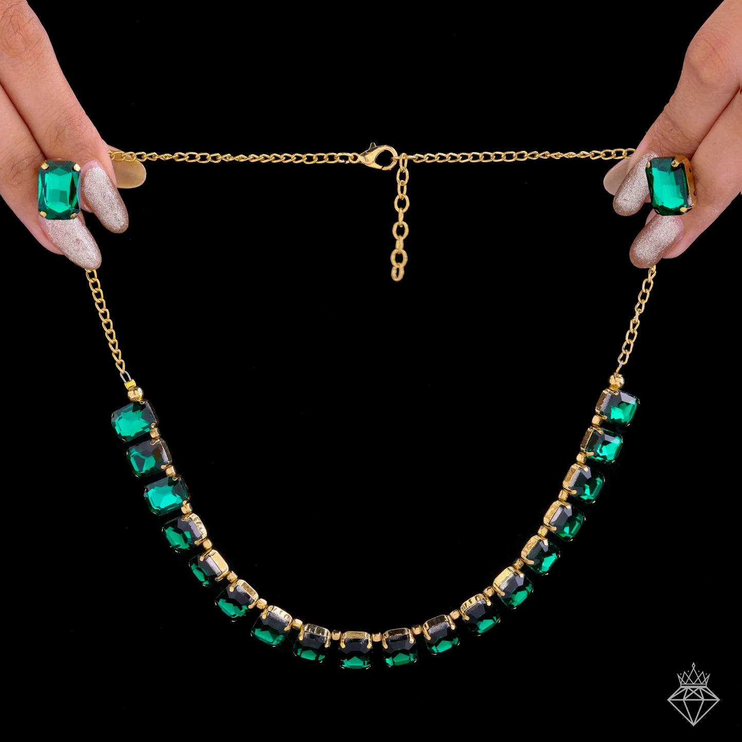 AUROZI Anti-Tarnish Single-Line Emerald Necklace Set With Earrings