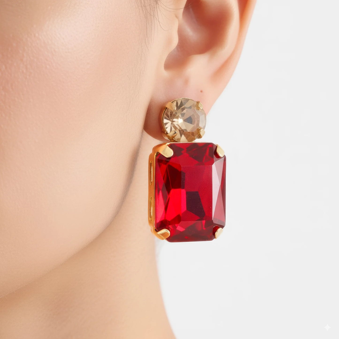 AUROZI Anti-Tarnish V-Shape Pendant Necklace Set With Earrings