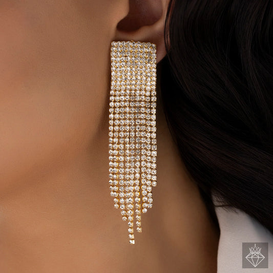 AUROZI Anti-Tarnish Crystal Danglers – Radiant Glamour for Every Occasion