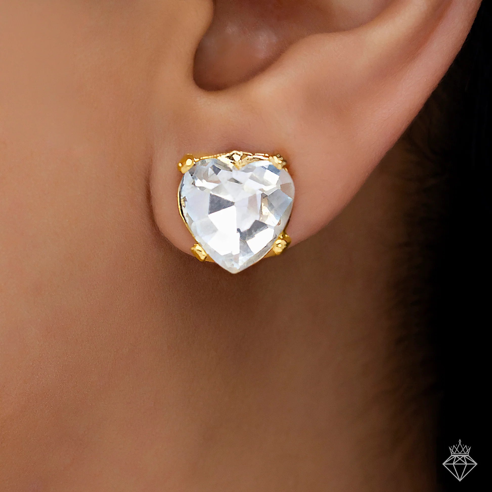 AUROZI Anti-Tarnish Solitaire Heart Necklace Set With Earrings