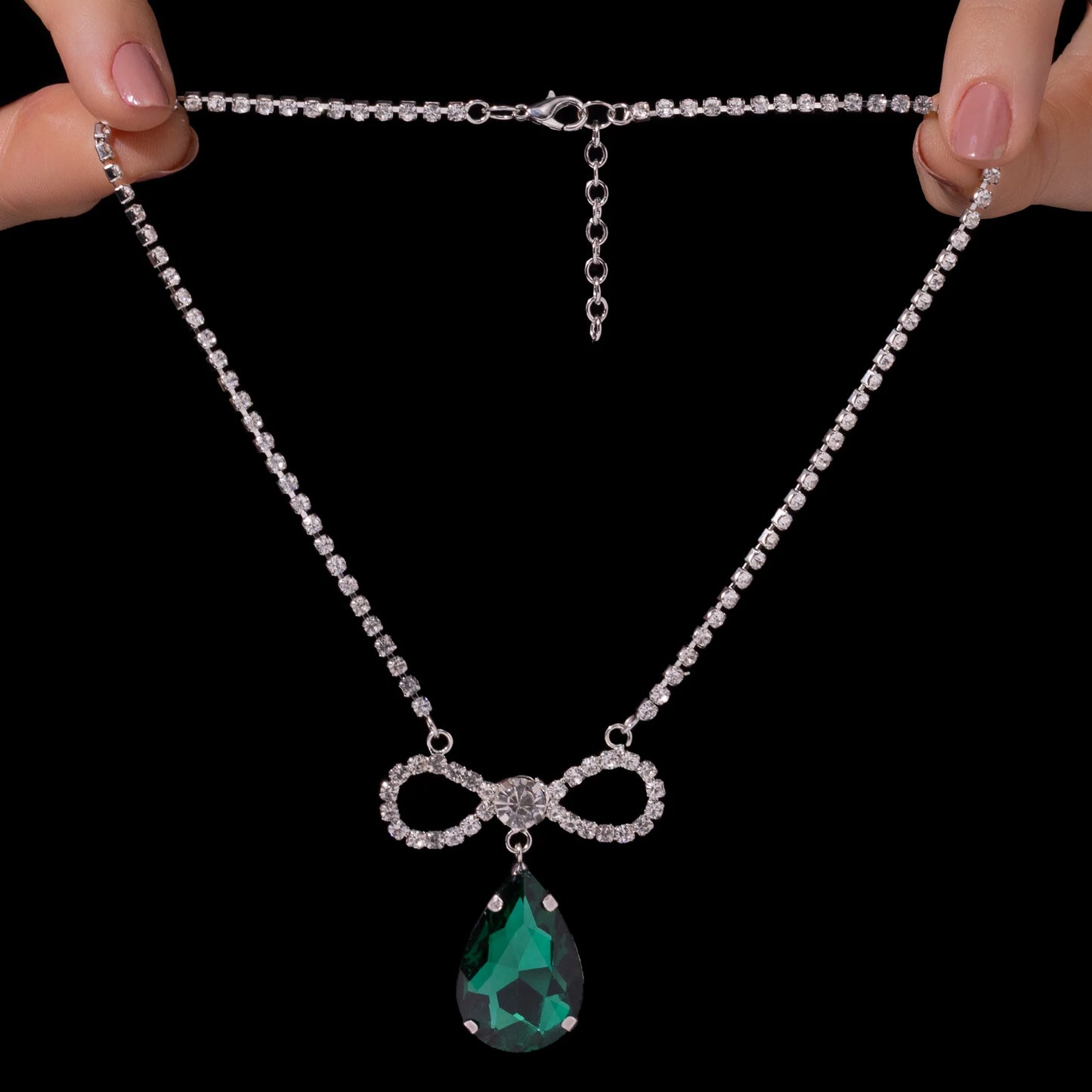 AUROZI Anti-Tarnish Infinity Bow & Oversized Drop Pendant Necklace