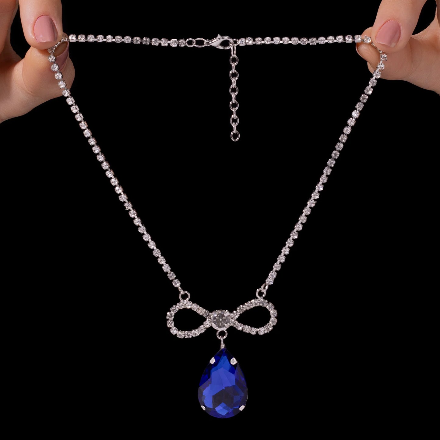 AUROZI Anti-Tarnish Infinity Bow & Oversized Drop Pendant Necklace