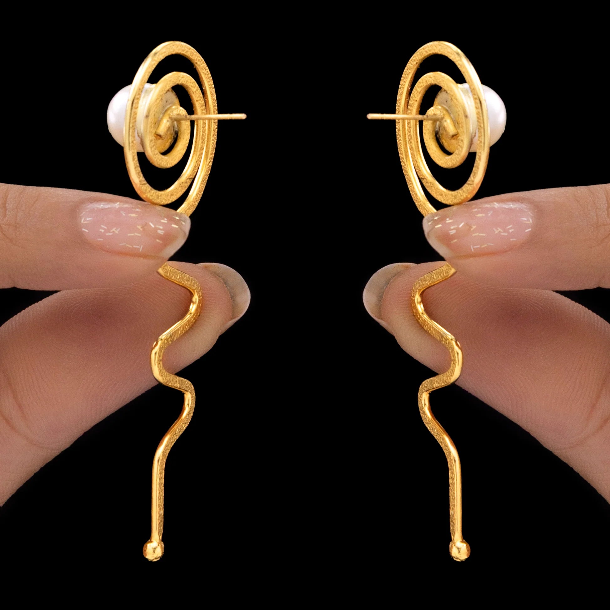 AUROZI Anti-Tarnish Spiral Dangle Earrings with Pearl