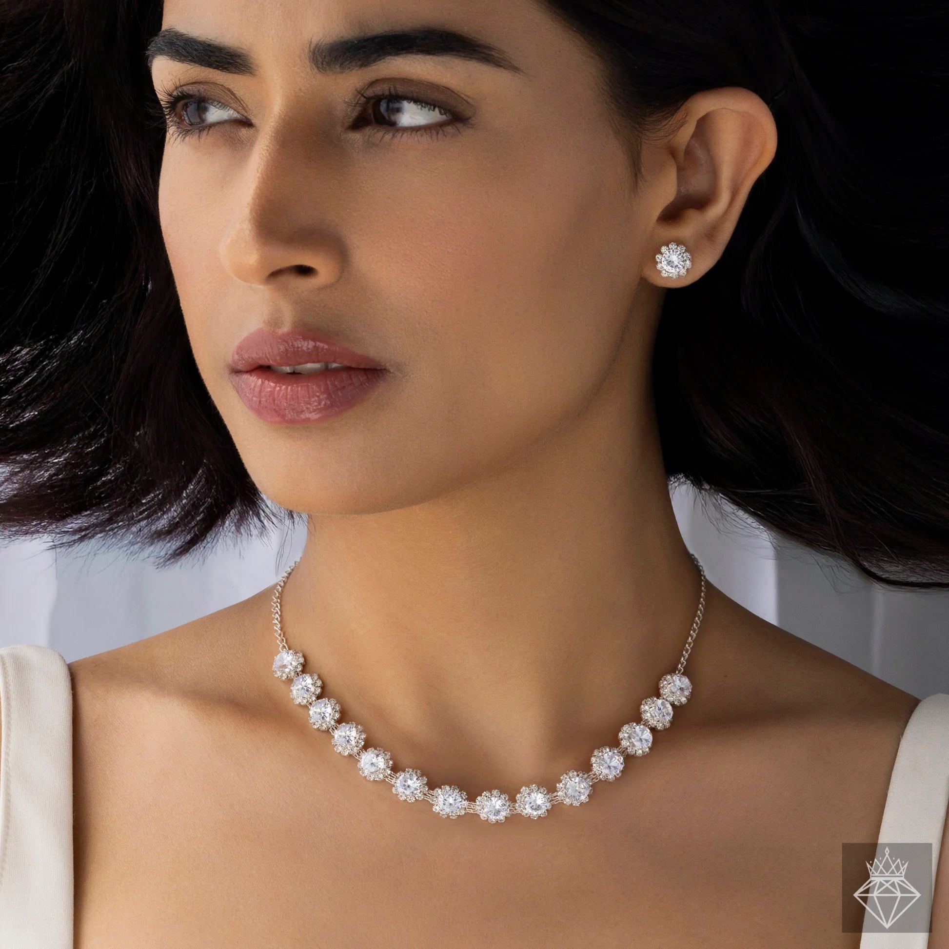 AUROZI Anti-Tarnish Solitaire Necklace Set With Earrings