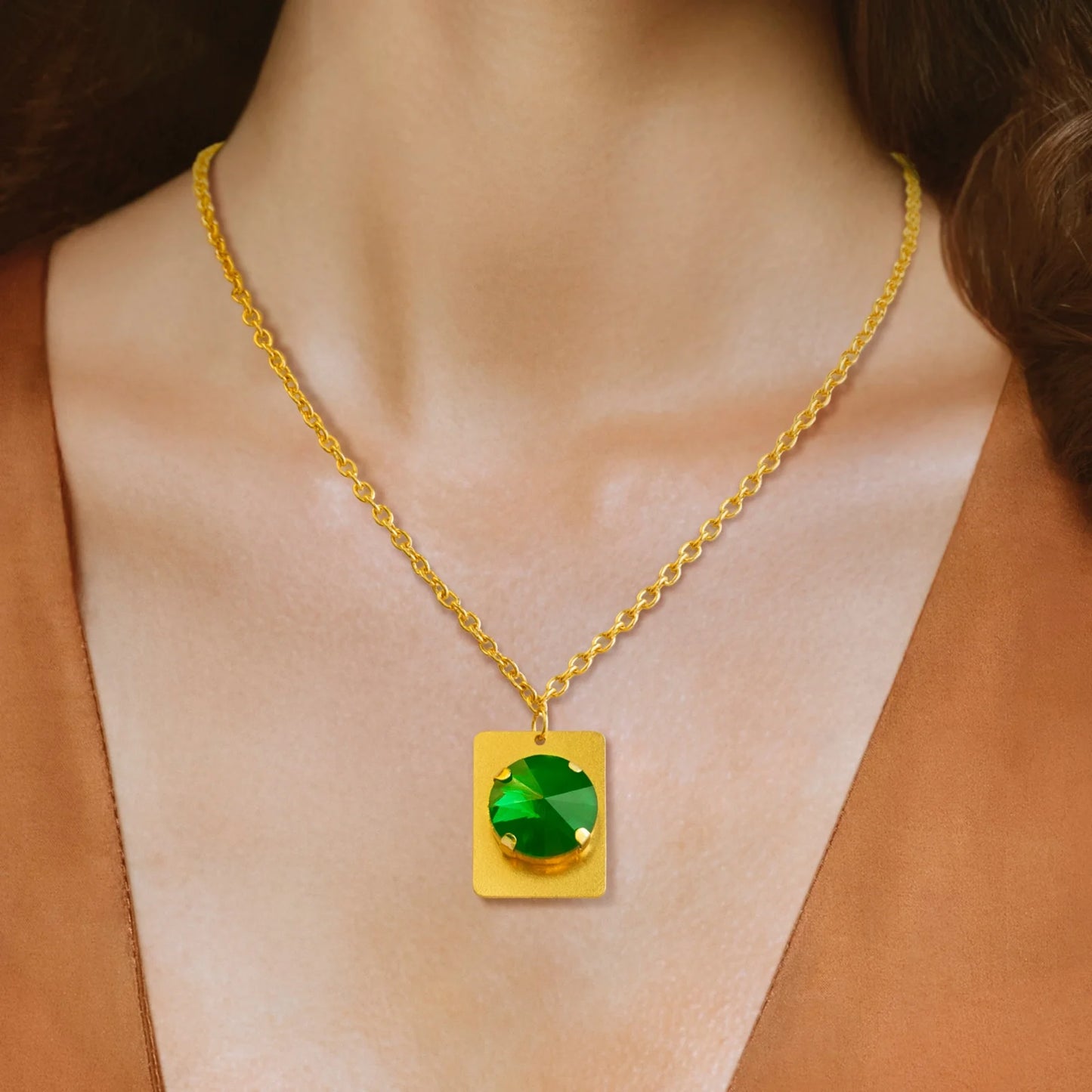 AUROZI Anti-Tarnish Emerald Necklace Set With Earrings