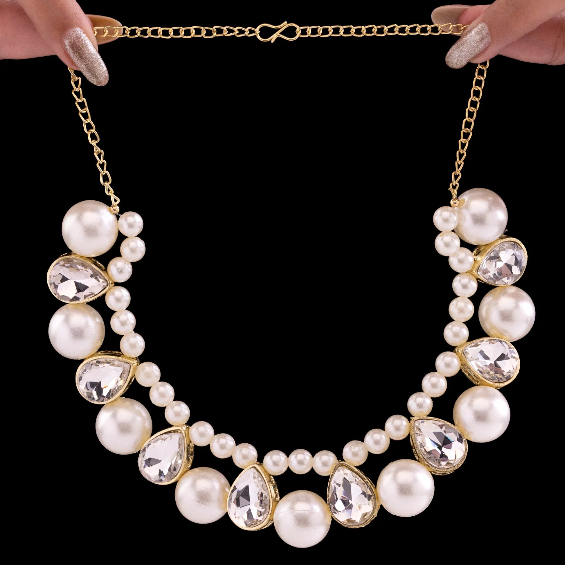 AUROZI Anti-Tarnish Waterdrop Necklace Set With Earrings