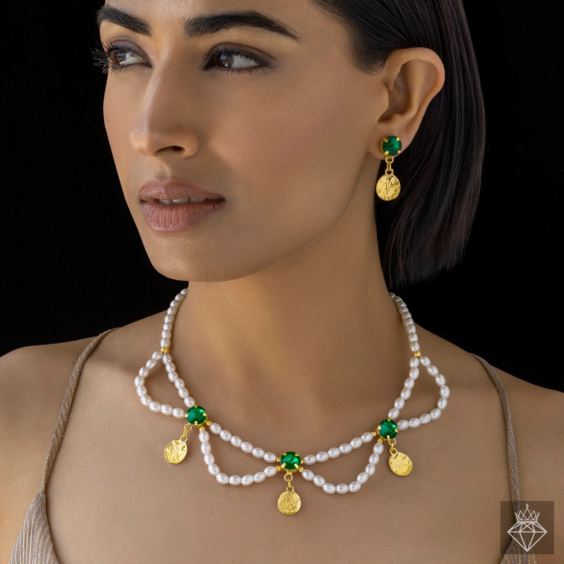 AUROZI Crystal Pearl Necklace Set With Earrings