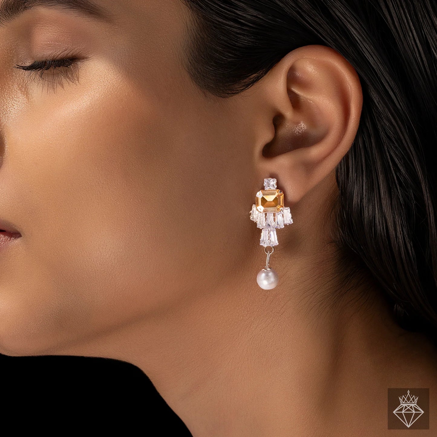 AUROZI Anti-Tarnish Mini Crystal Earrings
