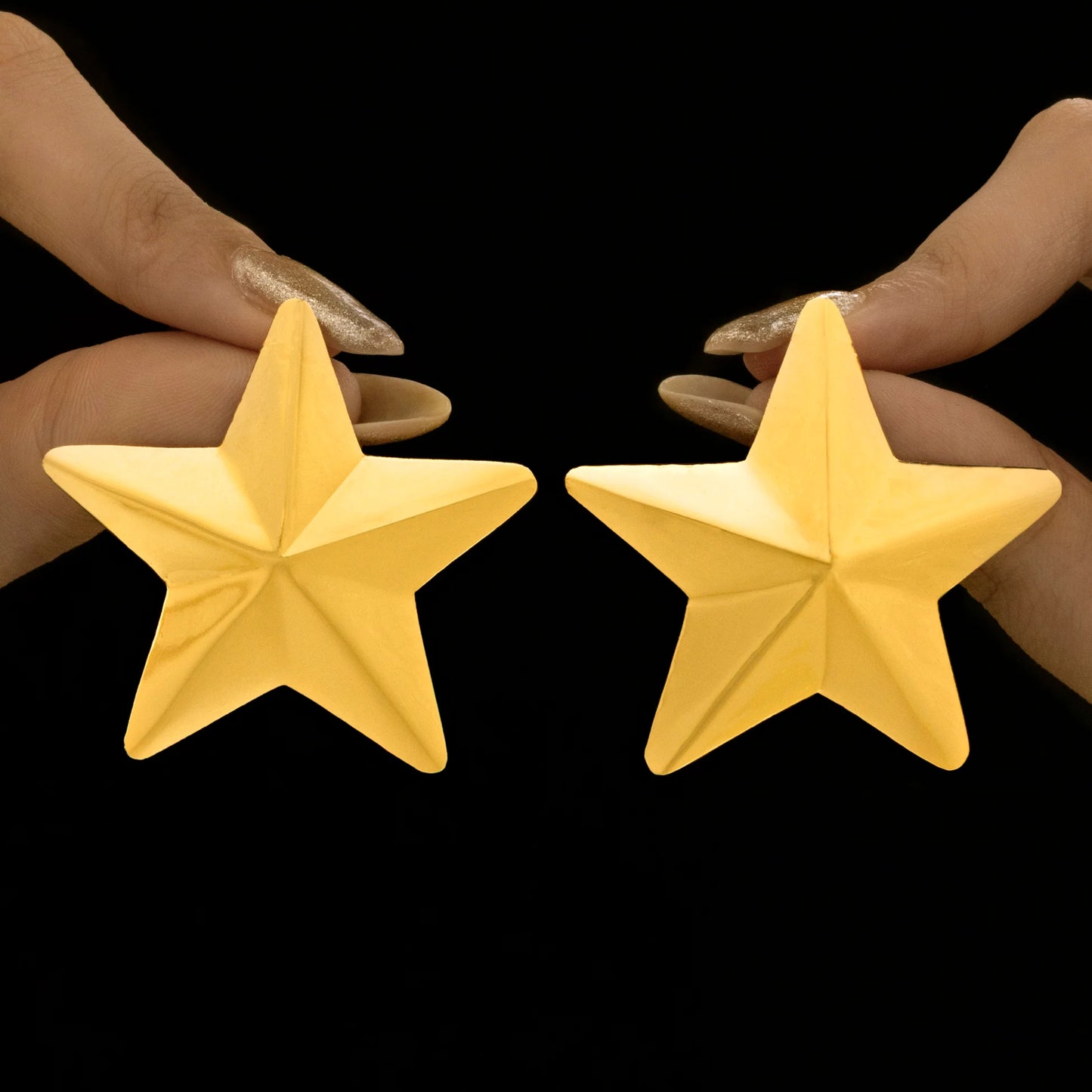 AUROZI Anti-Tarnish Dazzling Star Earrings